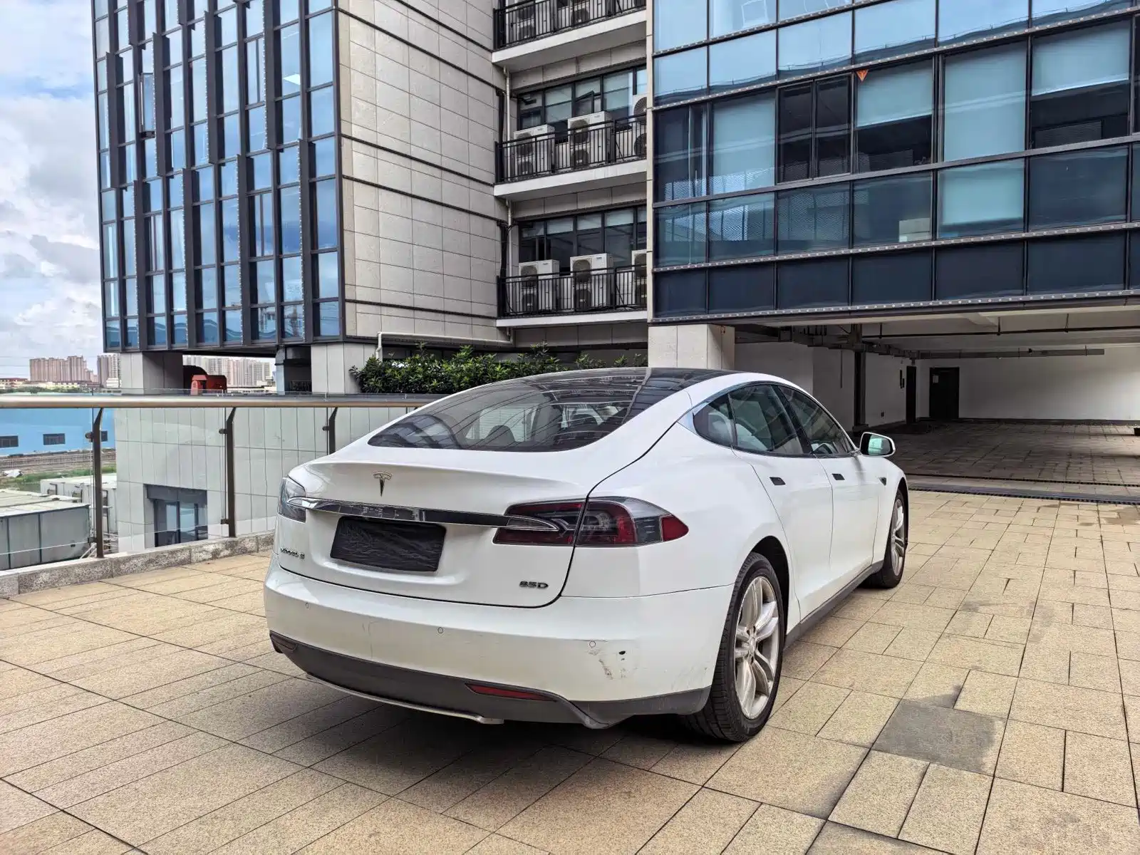 Photo 6 - Tesla Model S