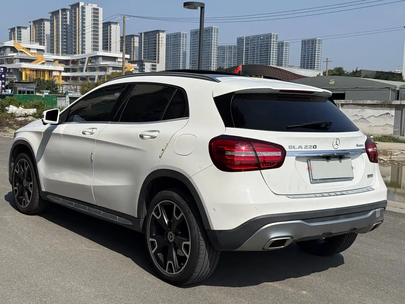 Mercedes-Benz GLA 2017 GLA 220 4MATIC Fashion фото 14