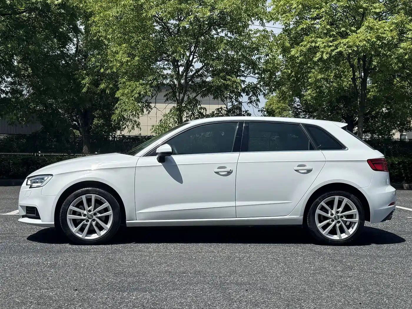 Audi A3 2019 Sportback 35 TFSI Progressive China VI фото 2