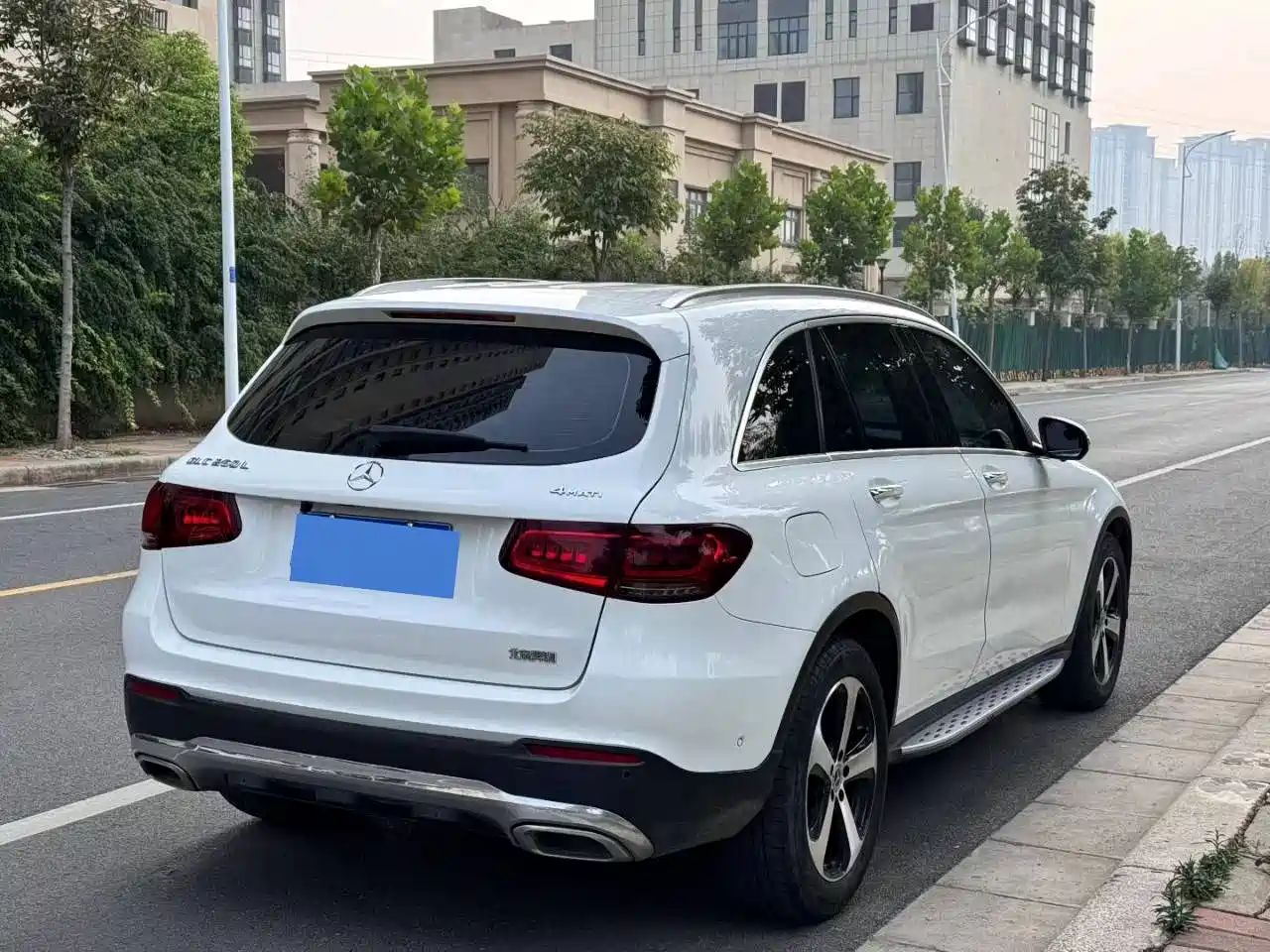 Фото 9 - Mercedes-Benz GLC