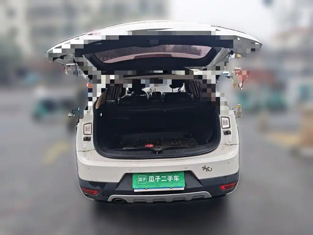 Baojun 560 2015 2015 1.8L Manual Elite