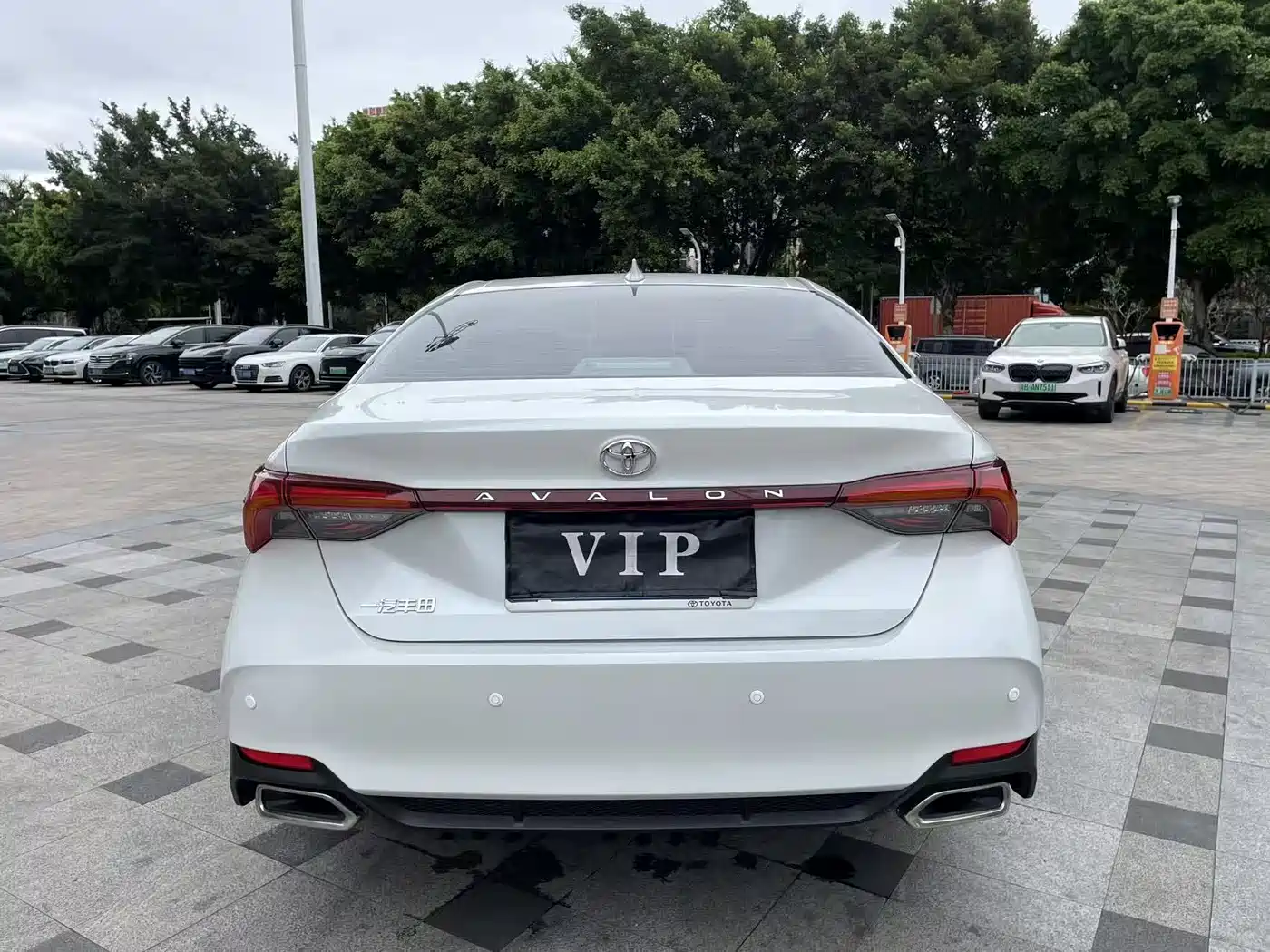 Toyota Avalon 2023 2.0L Premium Selection фото 11