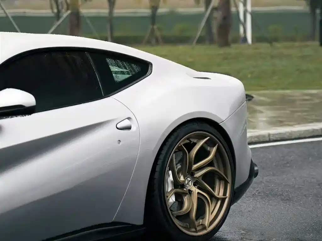 Ferrari F12berlinetta 2013 6.3L Standard фото 4