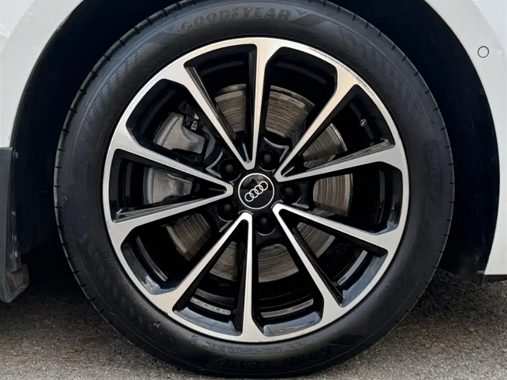 Audi A5L 2025 2.0T Sport Edition Plus фото 23