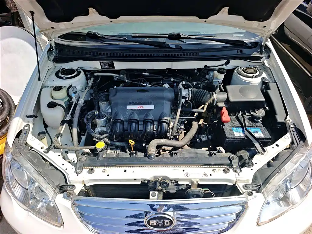 BYD F3 2012 Energy-saving Edition 1.5L Manual Comfort фото 15