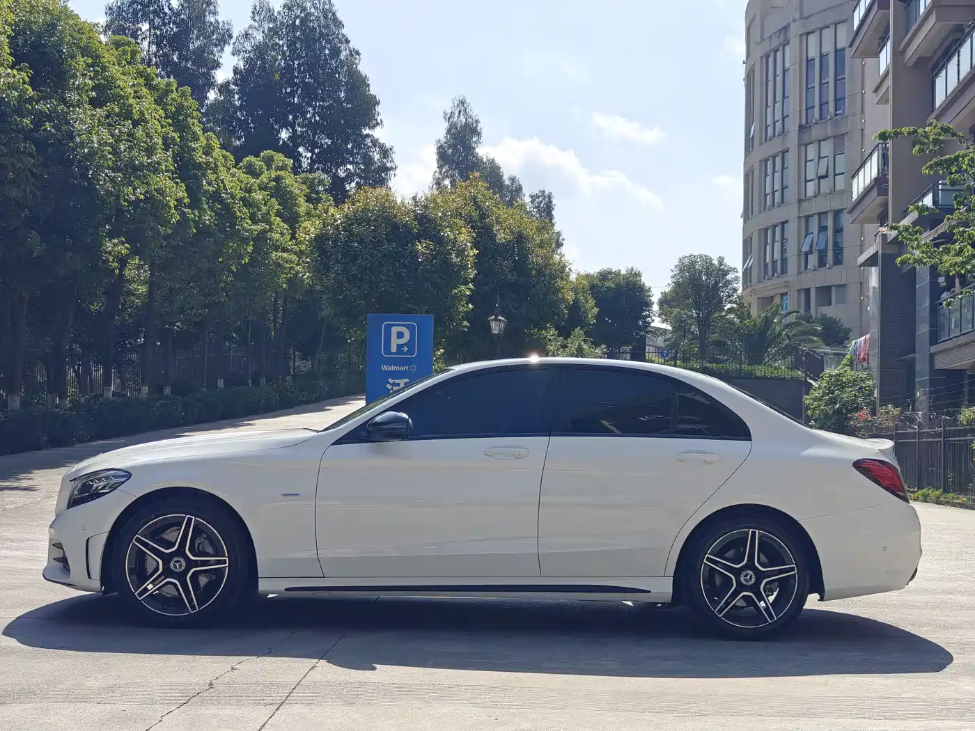 Mercedes-Benz C-Class 2021 C 260 Starry Exclusive Edition фото 4