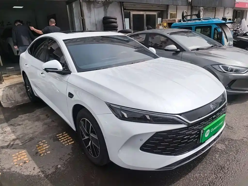 BYD Qin L 2025 DM-i Smart Drive Edition 120KM Leading фото 4