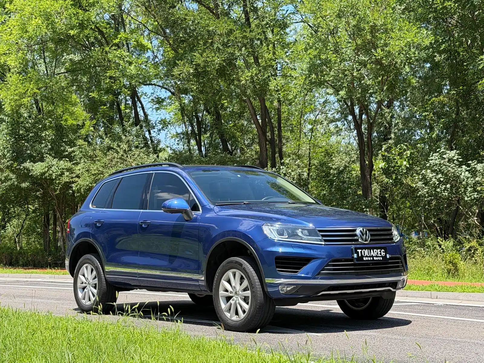 Фото 3 - Volkswagen Touareg