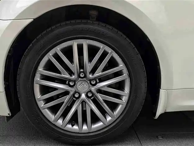 Toyota Crown 2017 2.0T Sport Edition фото 12