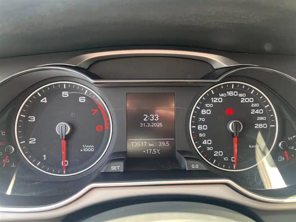 Audi A4L 2016 35 TFSI Automatic Comfort фото 12