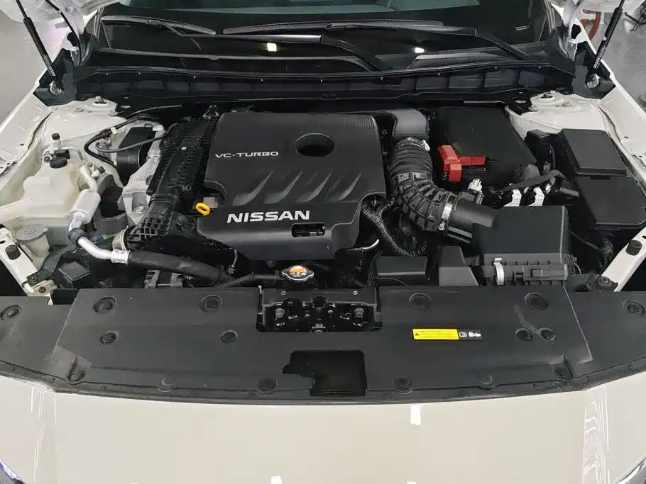 Фото 10 - Nissan Teana