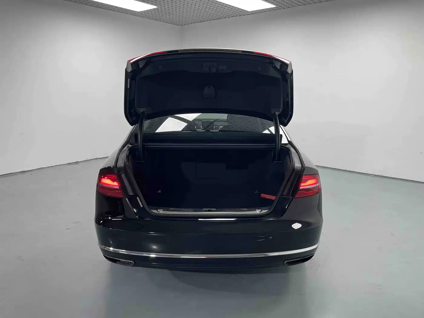 Audi A8 2014 A8L 45 TFSI quattro Luxury фото 10