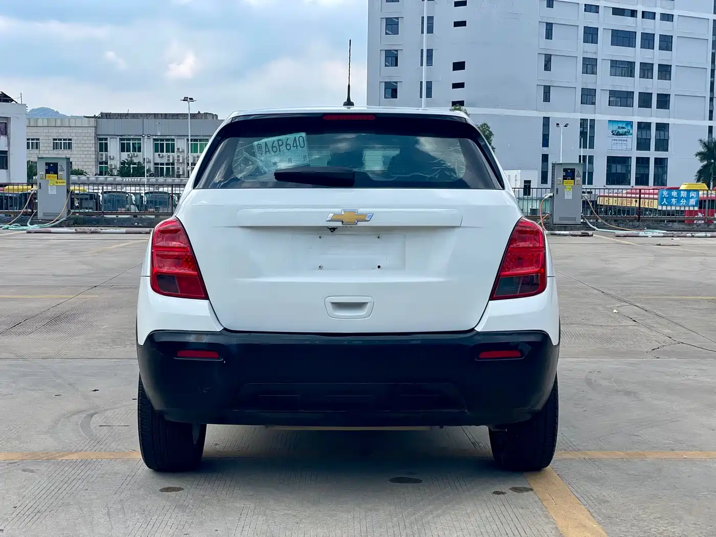 Chevrolet Trax 2014 1.4T Automatic 2WD Comfort фото 6