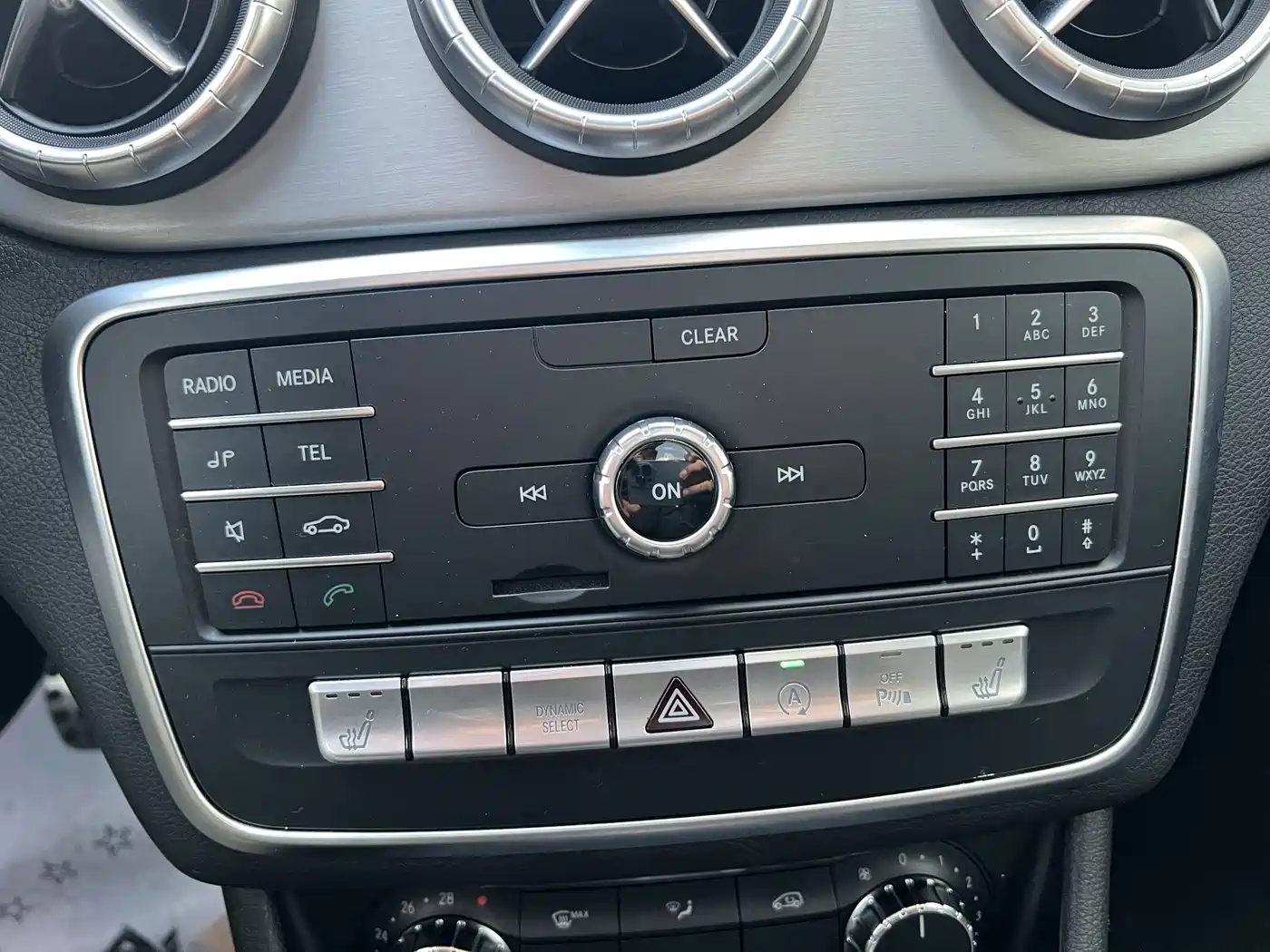 Mercedes-Benz CLA (Import) 2018 CLA 220 4MATIC фото 19