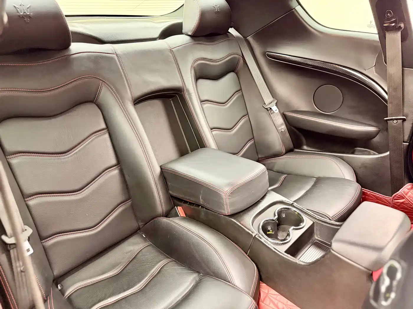 Maserati GranTurismo фото 17
