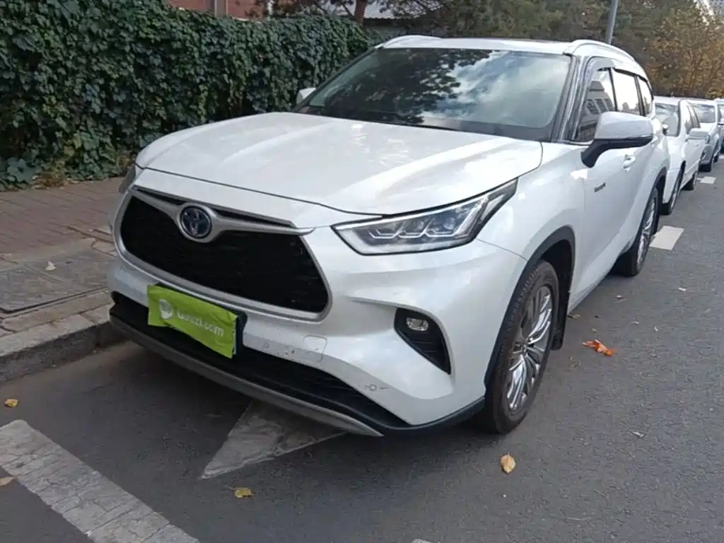 Toyota Highlander 2022 — пригон из Китая