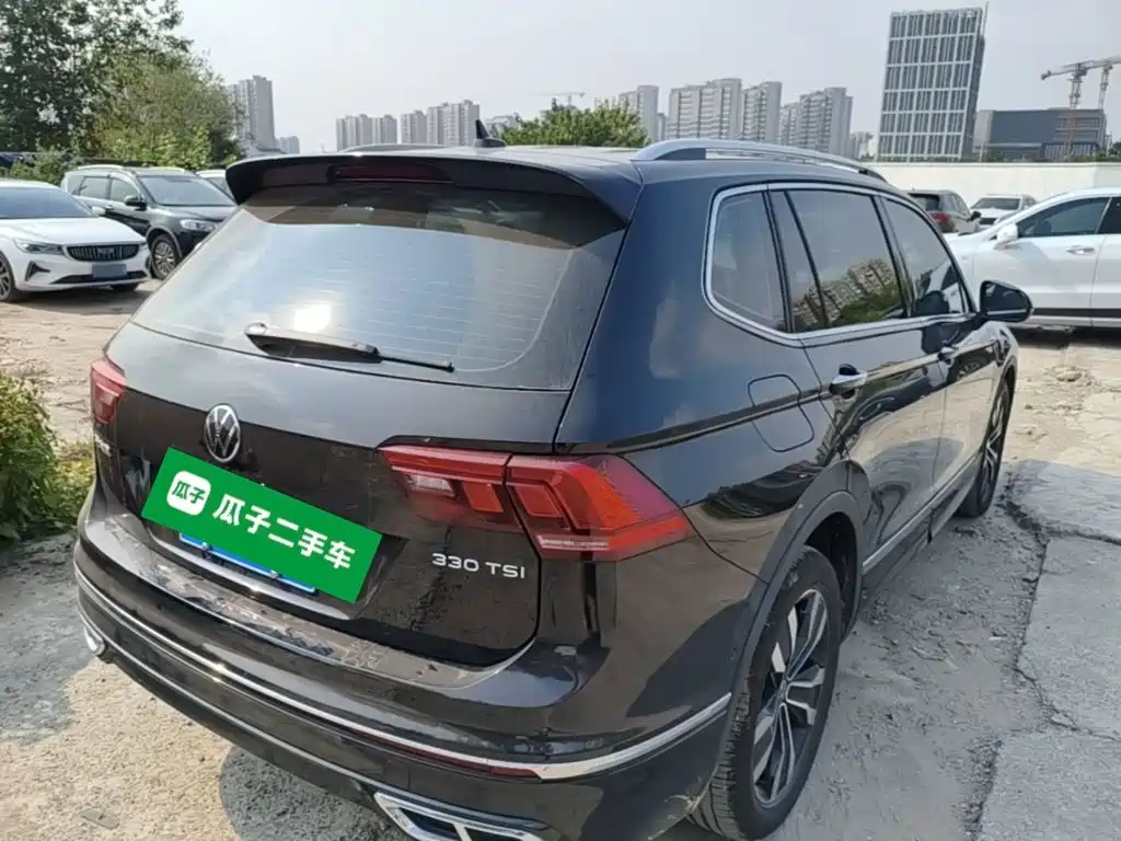 Volkswagen Tiguan L 2025 2024 Outstanding 330TSI Auto 2WD R-Line Dragon Glory Edition