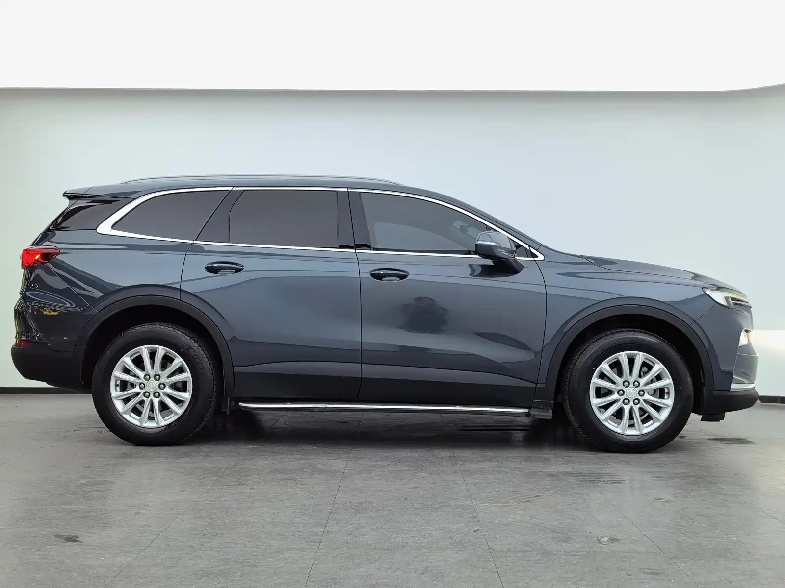 Фото 9 - Buick Enclave