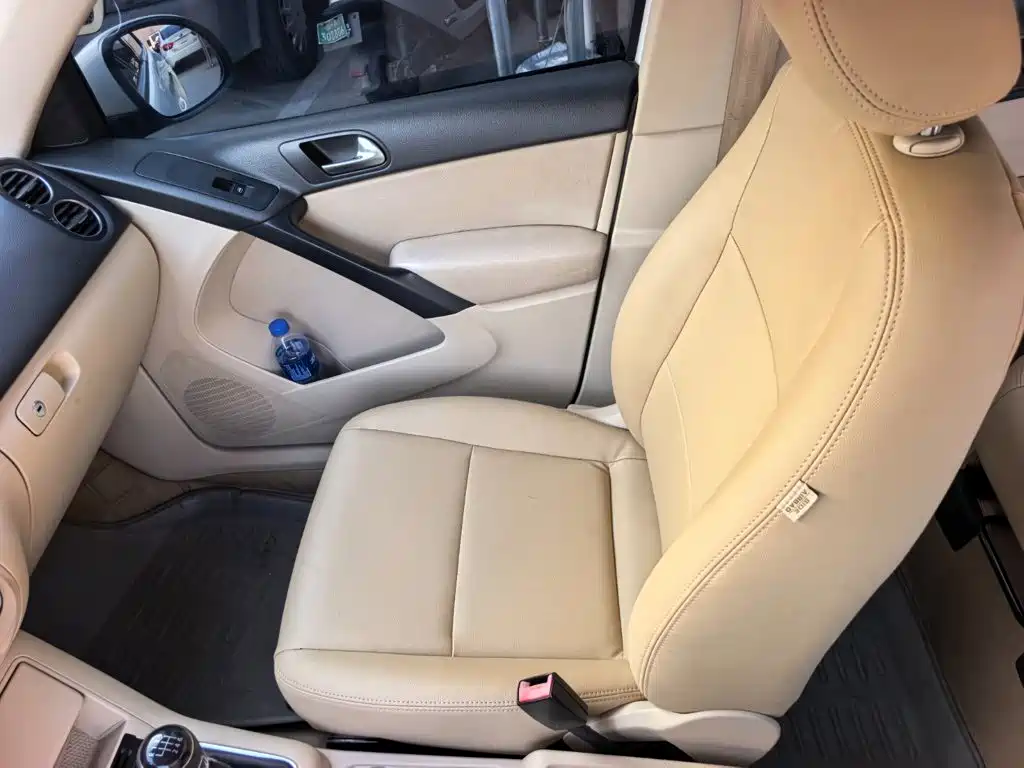 Photo 13 - Volkswagen Tiguan