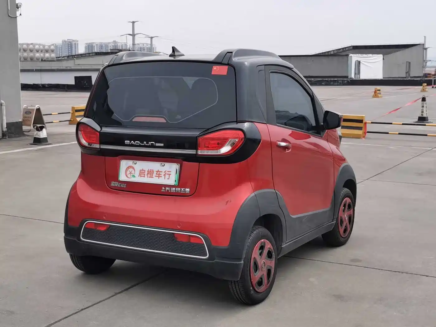 BAOJUN E100