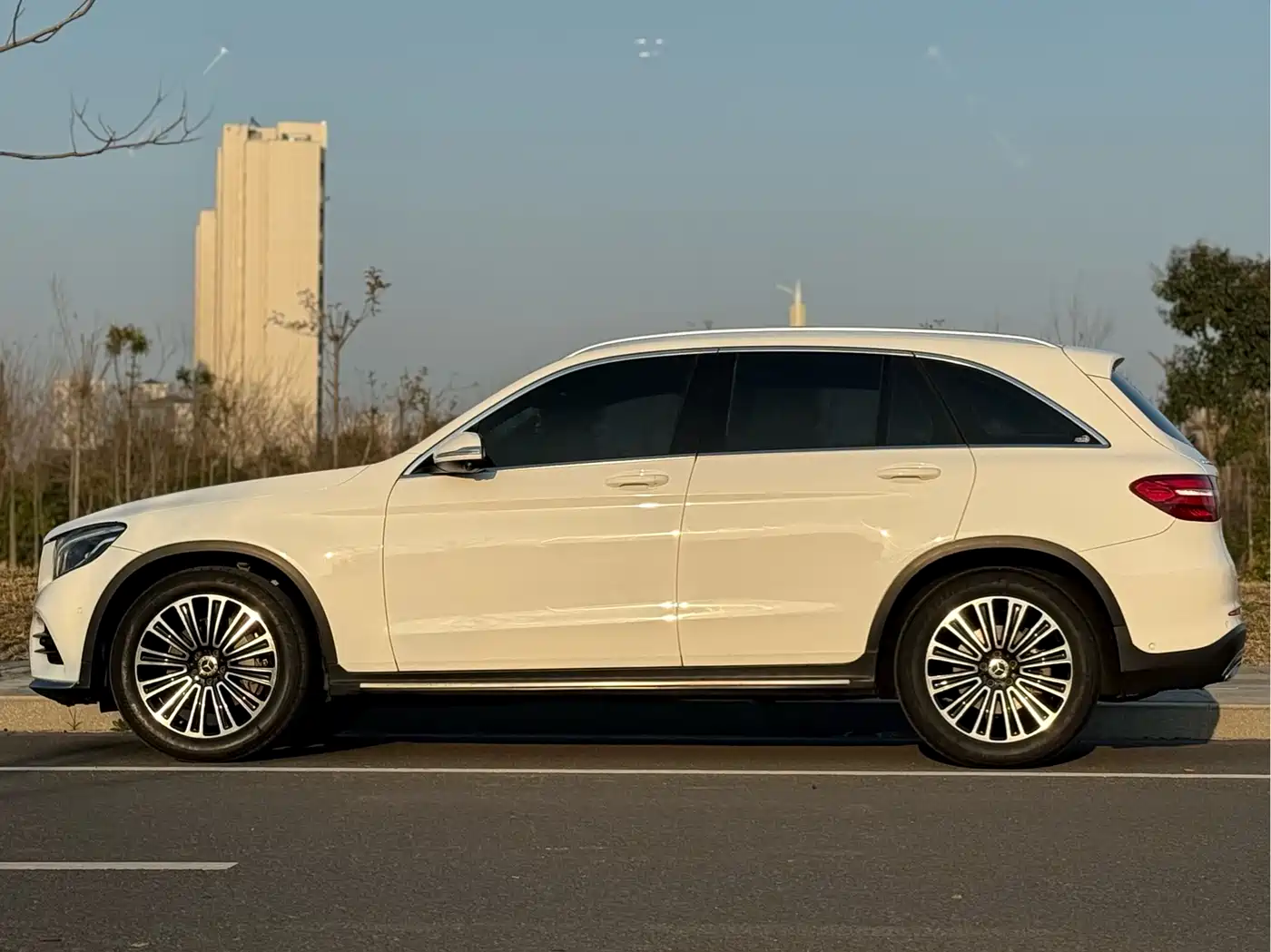 Mercedes-Benz GLC 2018 GLC 260 4MATIC Dynamic фото 8