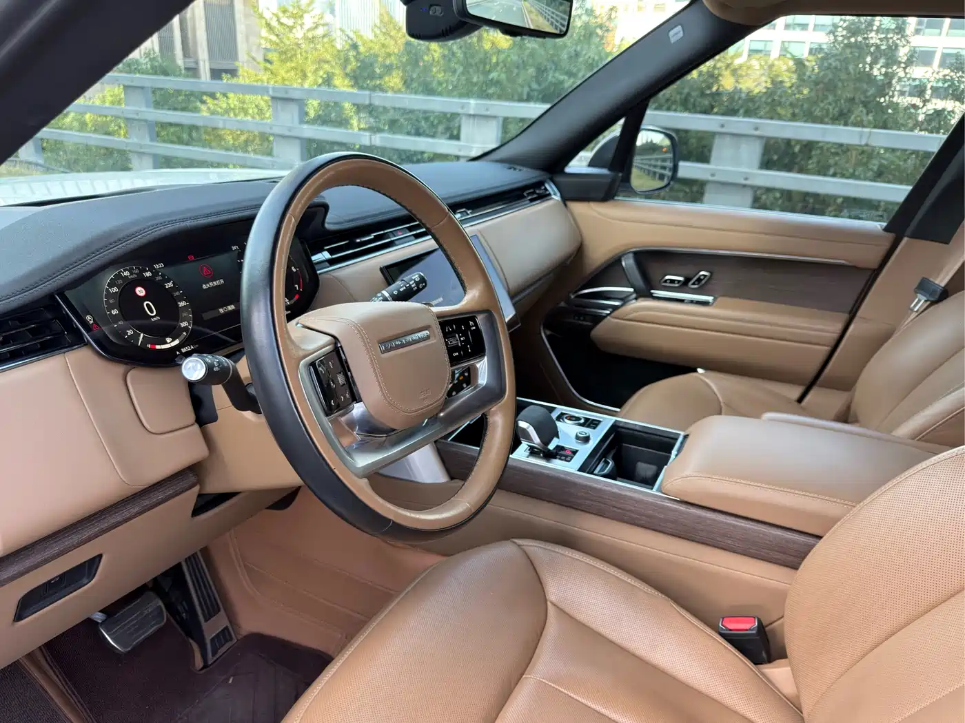 Land Rover Range Rover 2023 3.0 L6 400PS Genesis Extended Version фото 10
