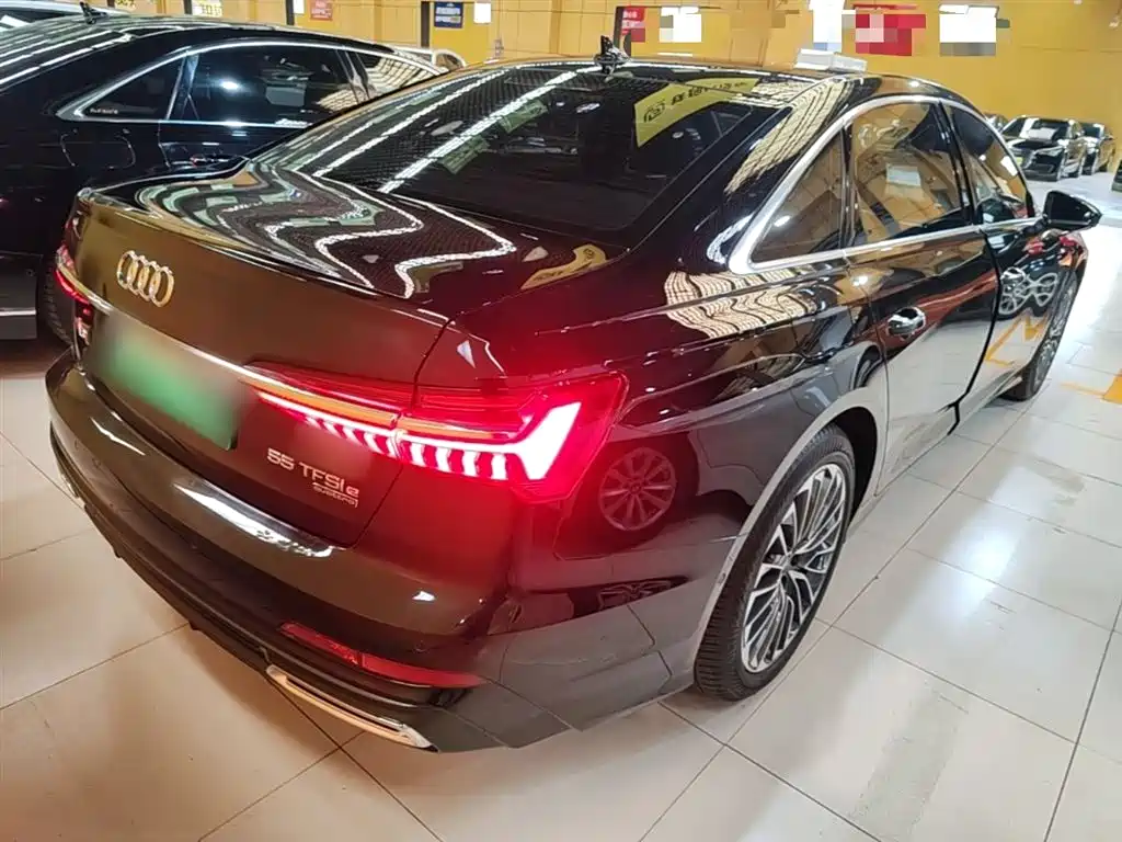 Photo 7 - Audi A6L New Energy