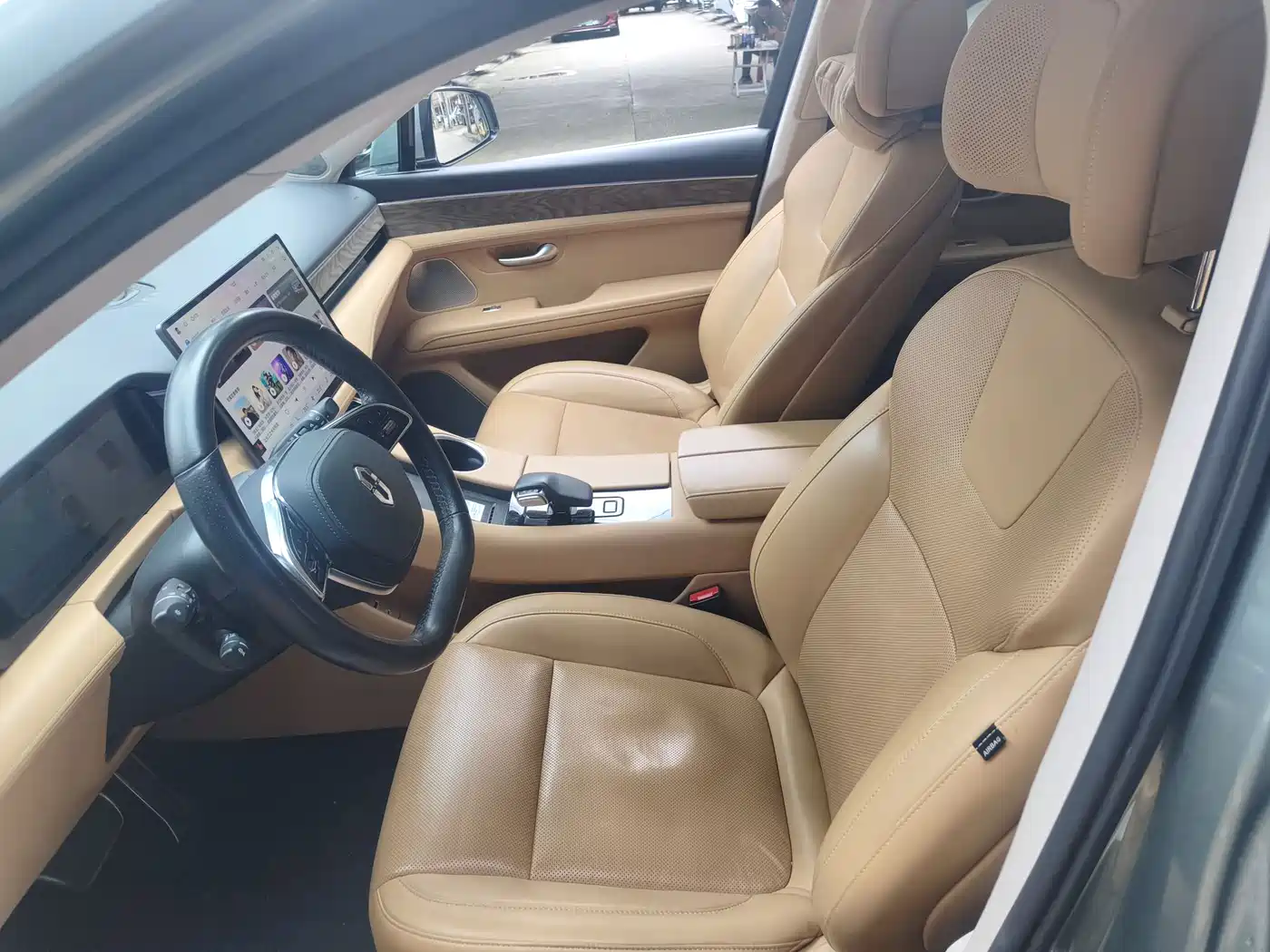 AITO Wenjie AITO M5 2022 Extended Range AWD Ultimate Edition фото 5