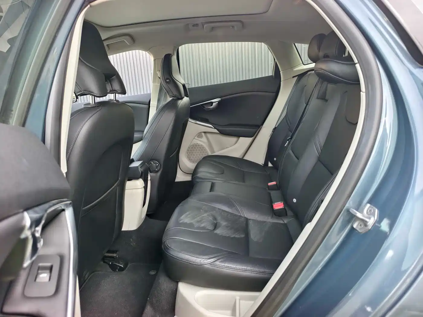 Volvo V40 2013 2013 2.0T Leisure Edition