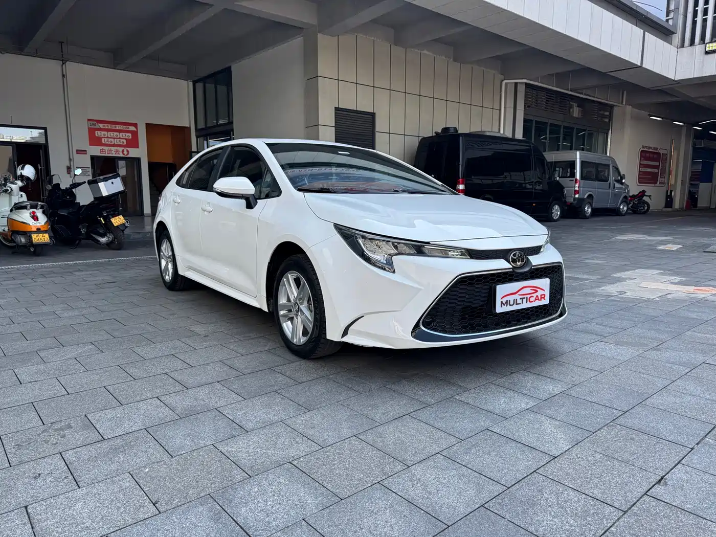 Toyota Levin 2022 185T CVT Luxury Edition фото 3