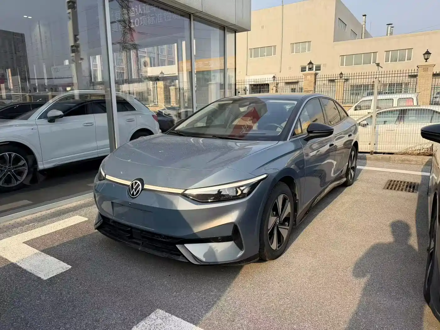 VOLKSWAGEN ID.7 VIZZION