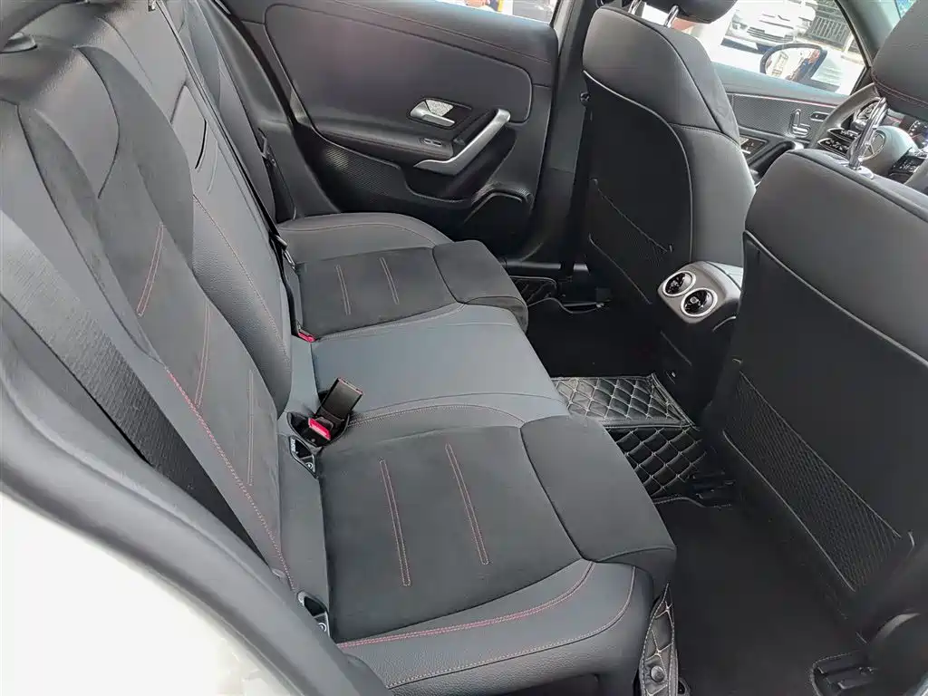 Mercedes-Benz A-Class 2024 2024 Facelift A 200 L Fashion