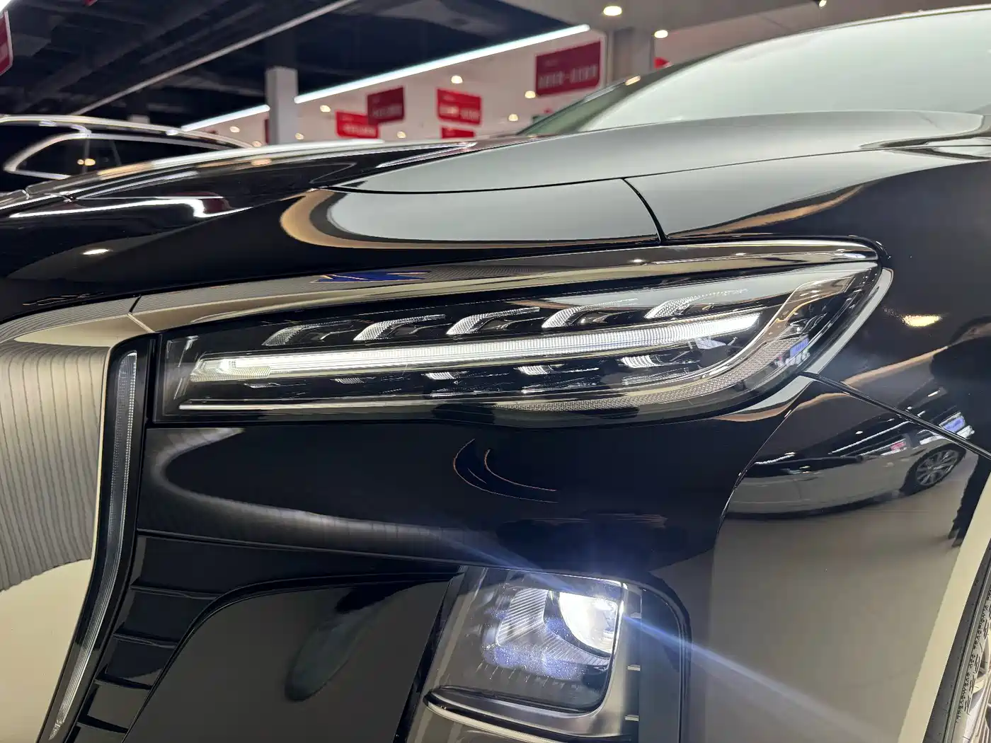 Hongqi H5 2024 1.5T DCT Smart Connect Flag Rhythm Edition фото 5