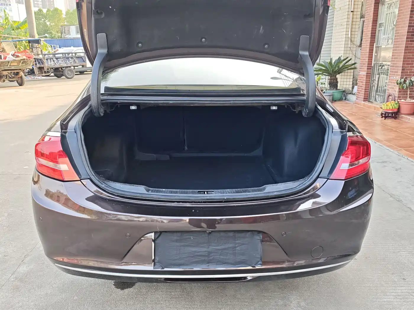 Buick LaCrosse 2018 Model 20T Elite Edition фото 15