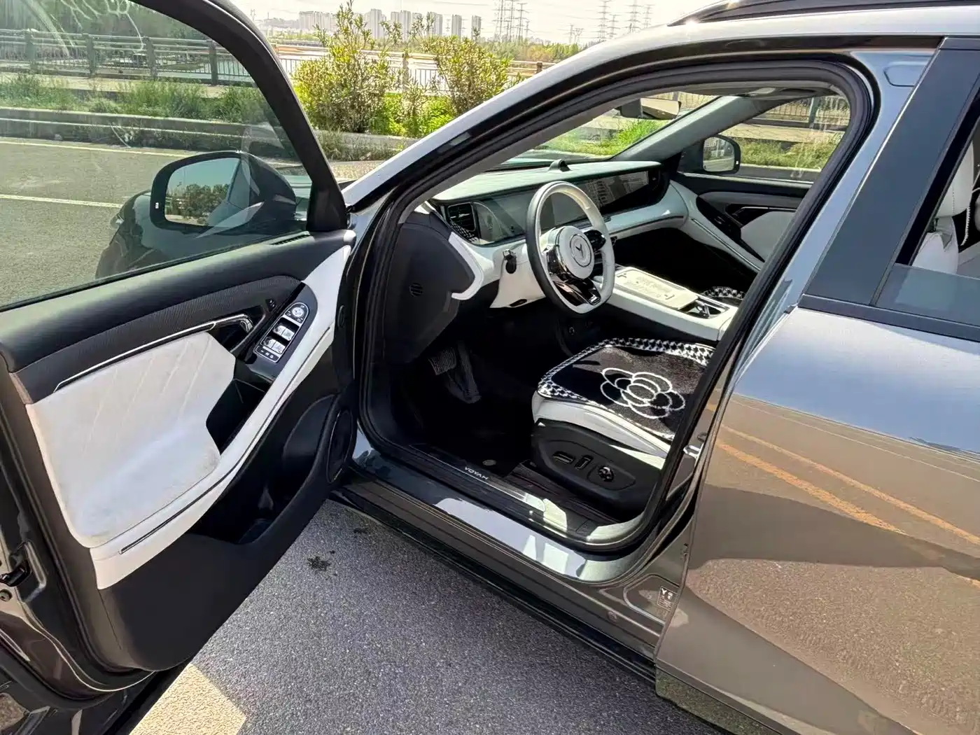 Voyah Auto VOYAH FREE 2025 2025 318 318km RWD Touring Edition