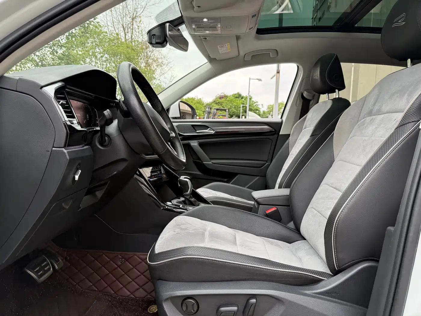 Volkswagen Tayron X 2020 330TSI 2WD Premium Smart Edition фото 9