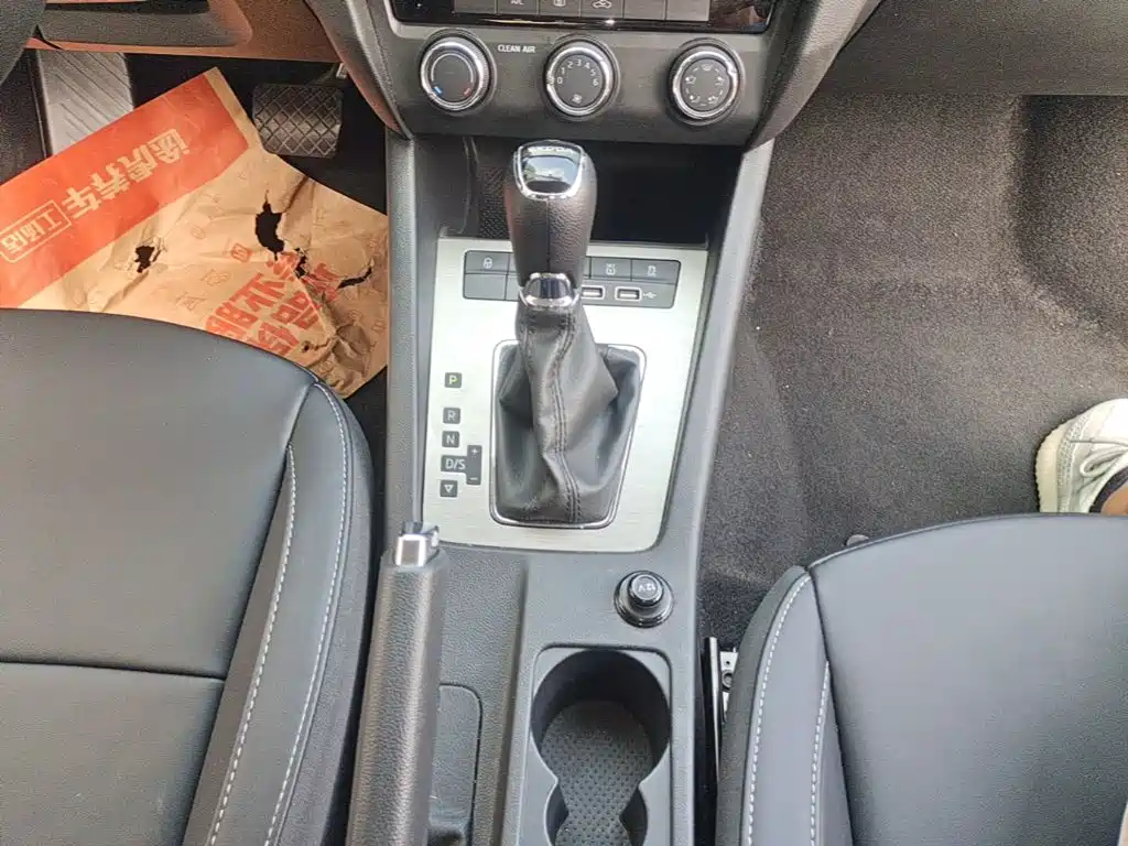 Škoda Octavia 2022 2021 1.5L Automatic Comfort