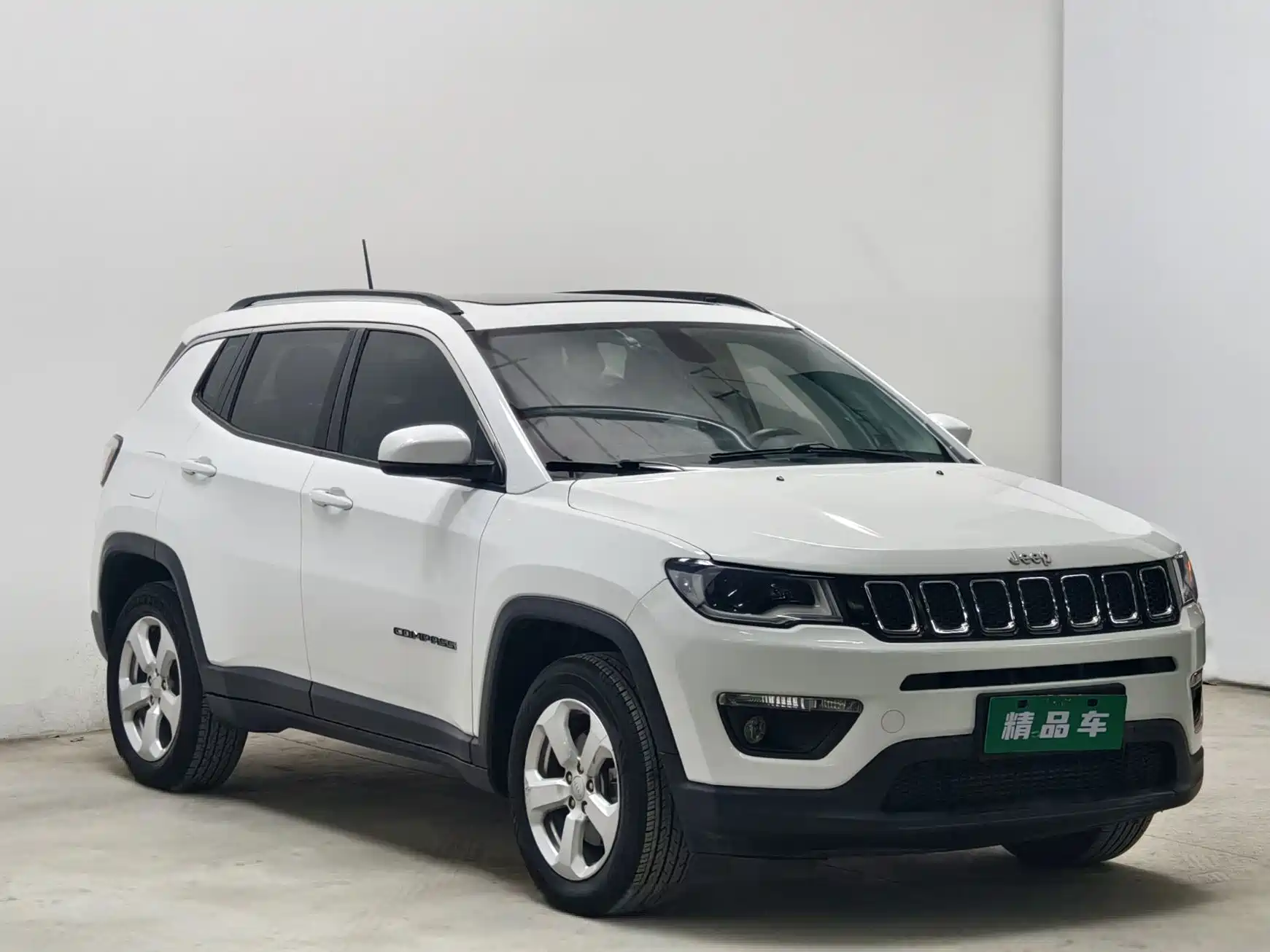 Фото 3 - Jeep Compass