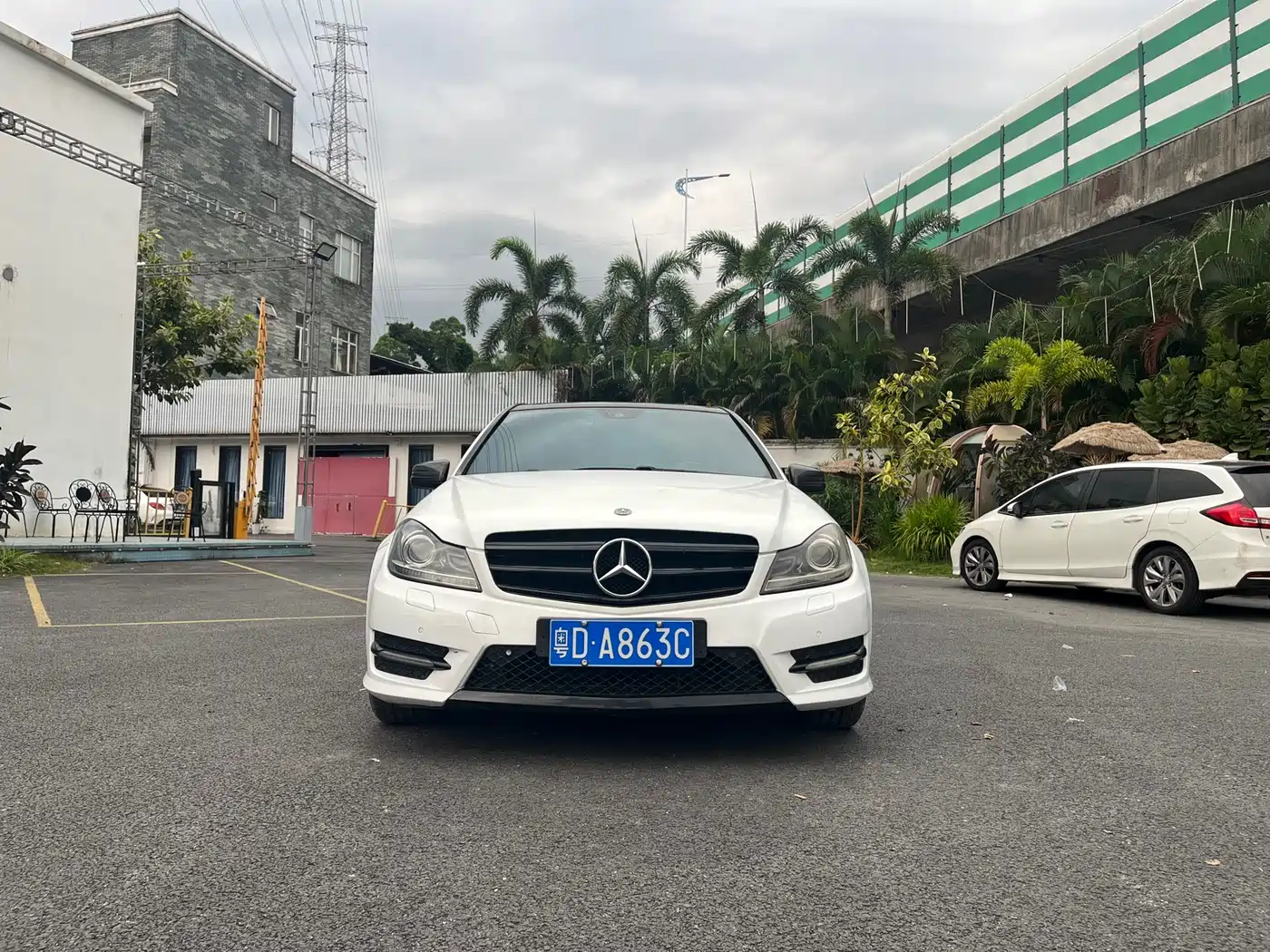 Mercedes-Benz C-Class 2013 C 300 Sport Grand Edition фото 2
