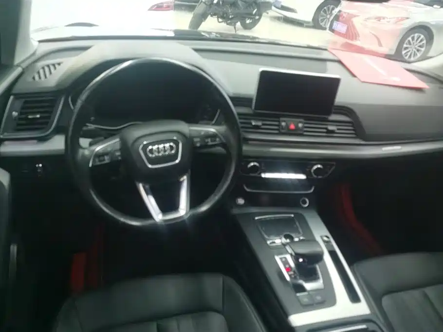 Audi Q5L 2020 40 TFSI Prestige Fashion фото 12