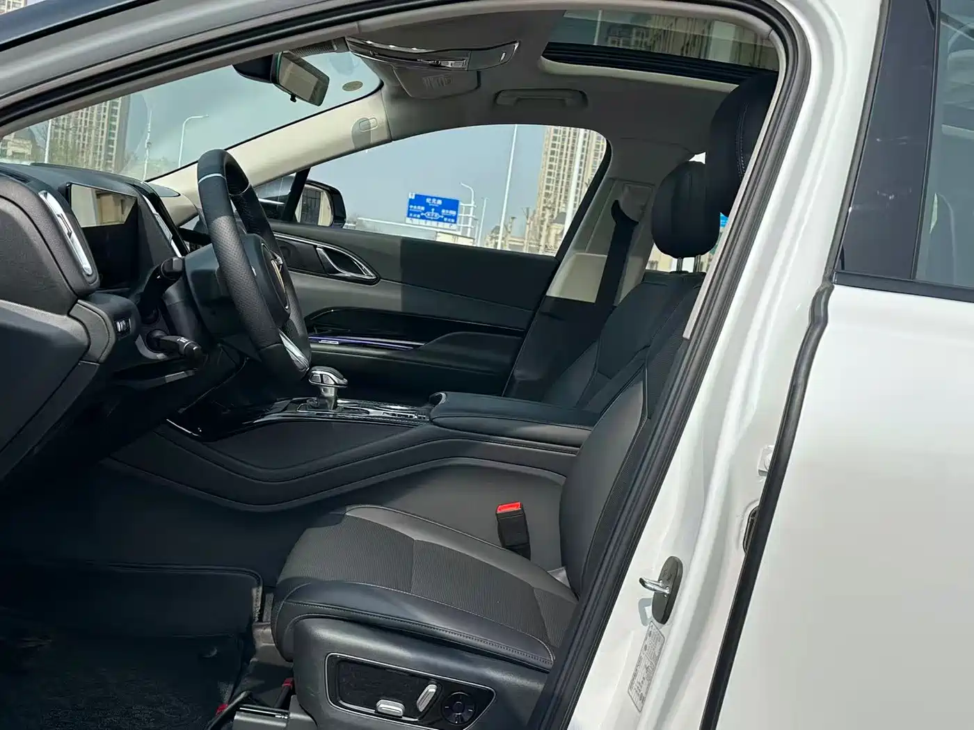 Hongqi HONGQI HS3 PHEV