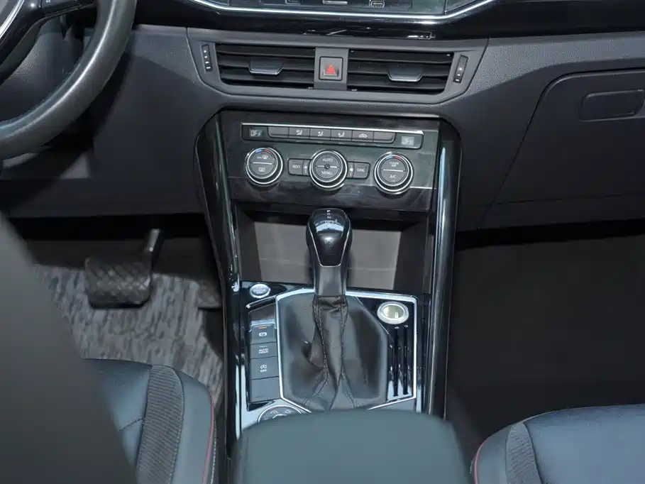 Volkswagen Tayron 2019 330TSI 4WD Luxury China V фото 12
