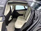 Фото 24 - Tesla Model S