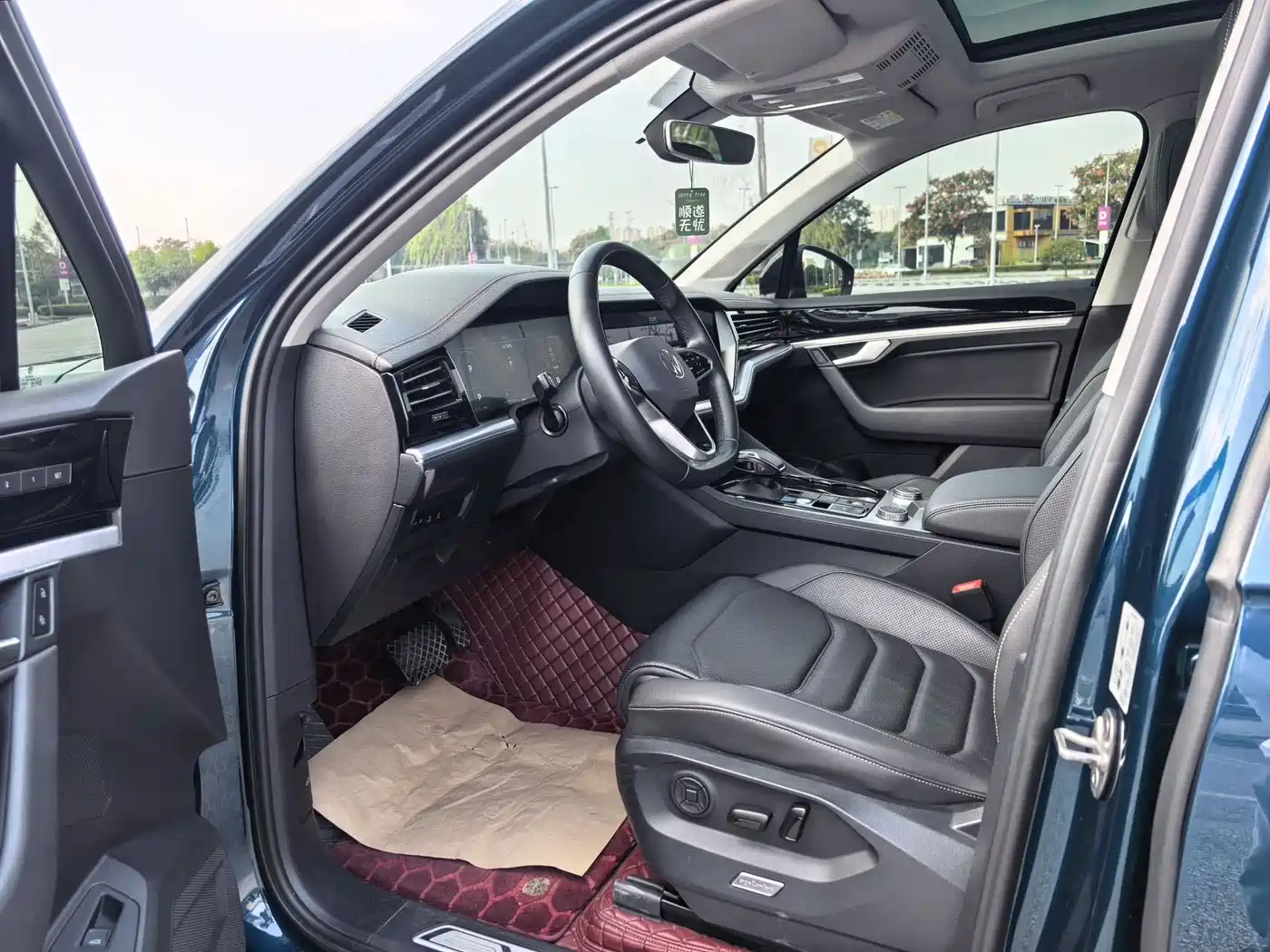 Volkswagen Touareg 2023 2022 3.0TSI Rui Xiang Edition Gloss Black Sport Package