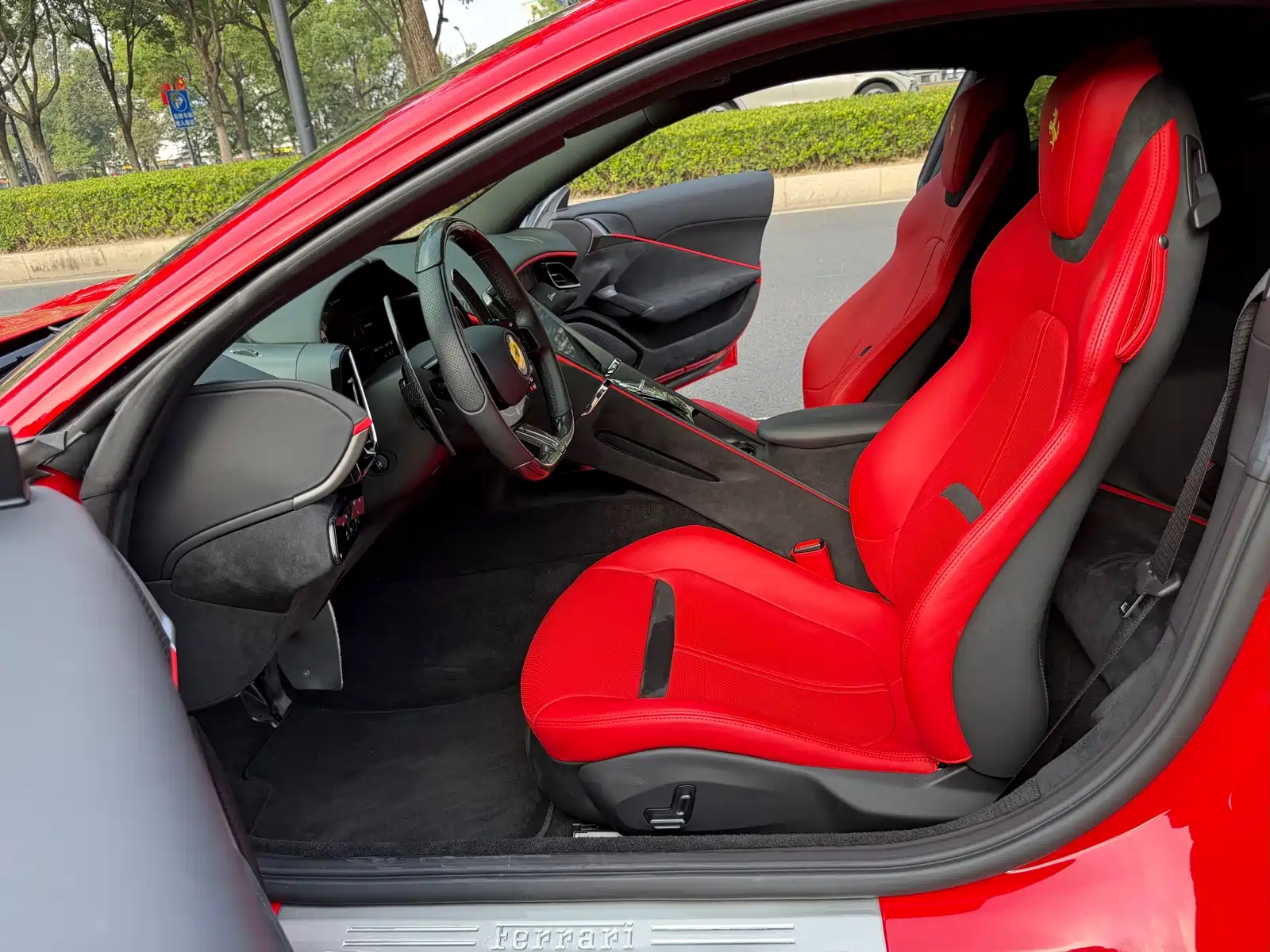 Photo 6 - Ferrari Roma