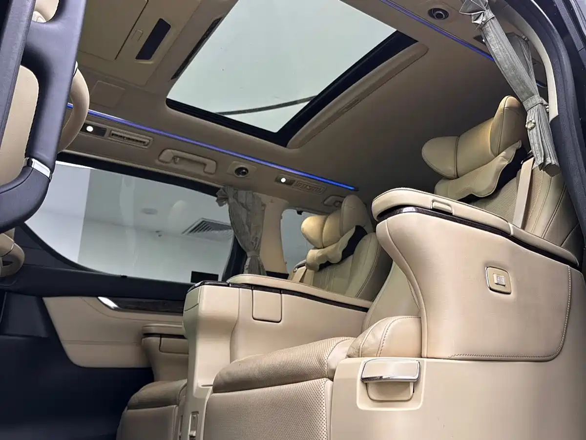 Toyota Alphard 2018 Facelift 3.5L Premium Edition фото 5