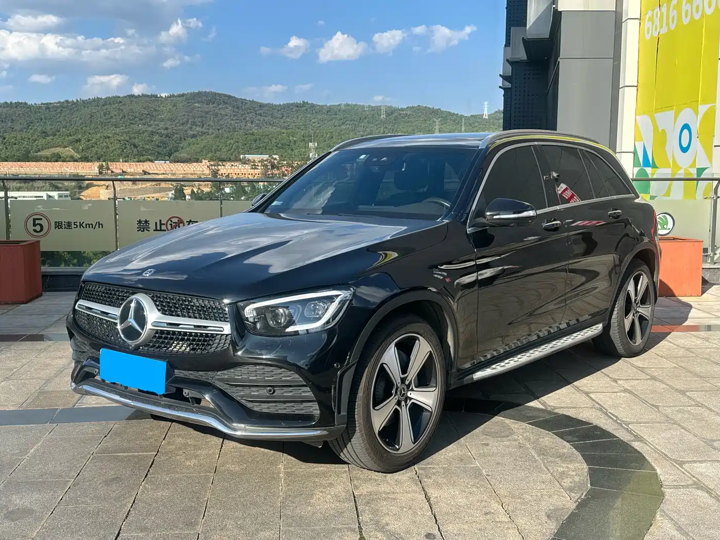 Mercedes-Benz GLC 2020 GLC 300 L 4MATIC Luxury фото 2