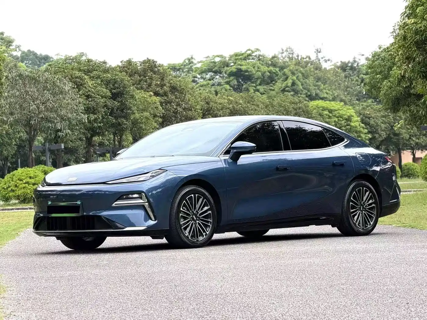 Geely Galaxy Galaxy Xingyao 8 2025 — пригон из Китая