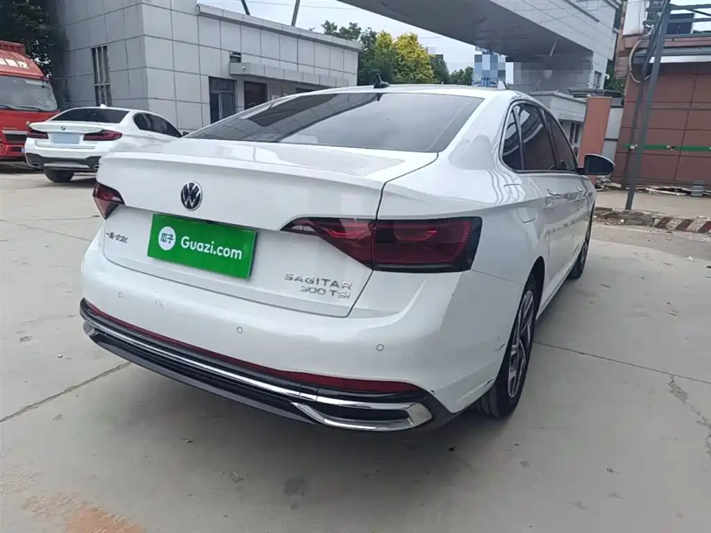 Volkswagen Sagitar 2023 300TSI DSG Surpassing Edition фото 7