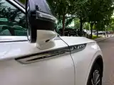 Фото 21 - Lincoln Aviator